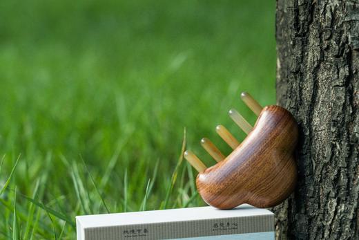 代字行|  青杼羊角按摩梳 商品图2