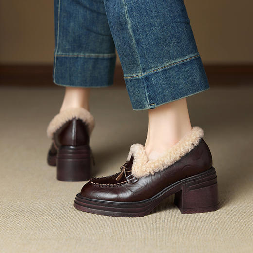 OLD j65-7粗跟复古风加绒乐福鞋厚底一脚蹬保暖毛毛鞋深口单鞋 商品图1
