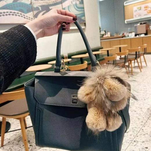 【手工皮*草狮子毛绒挂件】真貉子毛+獭兔毛 支持鉴定❗️​ 原创设计 duang duang chao蓬松~​🦁狮来运转、开启好运🎁既有狮子威武的形象​ 又不失萌趣可爱~ 商品图2