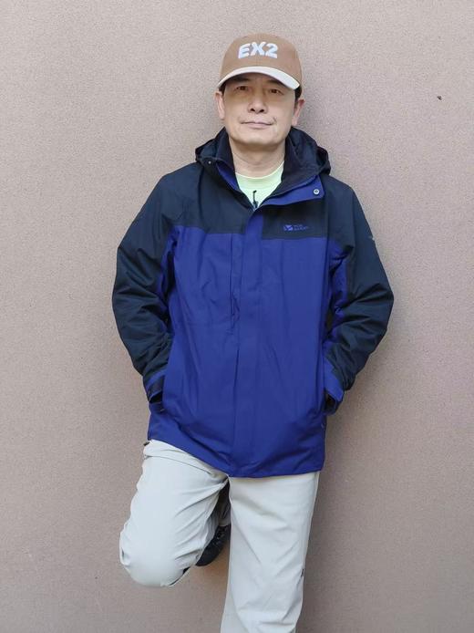牧高笛 男款 秋冬款 三合一冲锋衣 露营徒步登山防风保暖 NM192180 商品图1