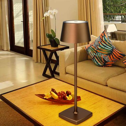 意大利 铝合金无线QI充电台灯 4000mAh电池 IP54防水 触摸调光 适用于客厅、室内外餐厅、咖啡厅 商品图6