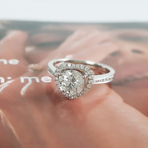 AU750白金经典简约爱心造型1.08克拉钻石戒指14.5号（戒圈可改） 231225NJS64 商品图5