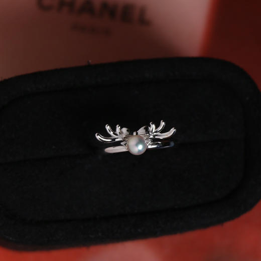 驯鹿戒指，纯银+akoya珍珠，真多麻色，精品akoyaji强光呦。珠子约5mm。 商品图0