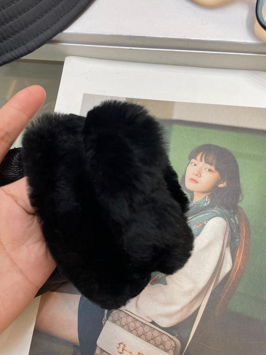 秋冬特惠💰230 UGG女士手套冬季保暖羊皮毛一体 商品图3