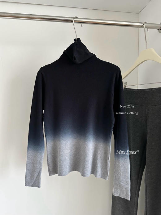 冷艳渐变高领堆堆领针织羊毛针织混纺打底衫 商品图9