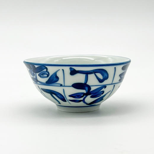 俊德丨 景德镇瓷 经典手绘刀字纹 老茶花纹 青花瓷 品茗杯茶杯 主人杯 160ml 商品图3