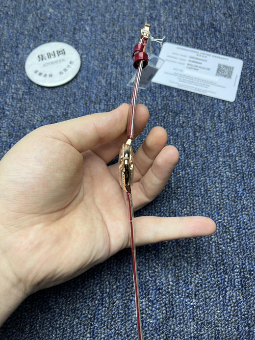 AF卡地亚蓝气球系列 中号33mm 新款蓝气球钻面 玫金钻圈款 罗马面 女士腕表 商品图5