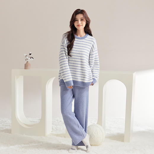 内茵半边绒条纹家居服|抗静电面料，软糯舒适，云朵般触感 商品图0