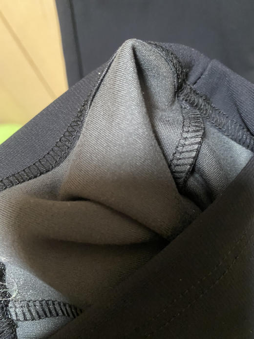 全新外贸林德伯格男士秋冬长裤薄绒S码只要168元 商品图2