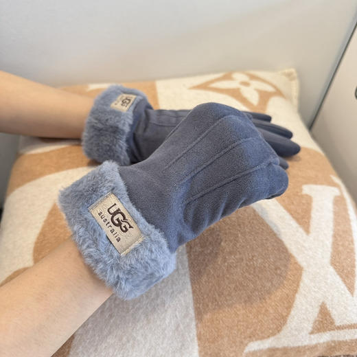 秋冬特惠💰220 UGG秋冬懒兔毛羊毛手套 商品图2