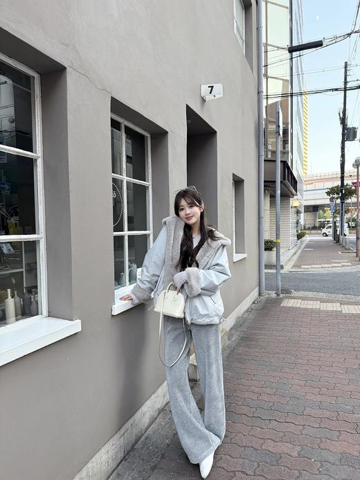 2025秋冬新款 双防面料连帽毛绒内里外套 高颜值外套加厚 商品图0