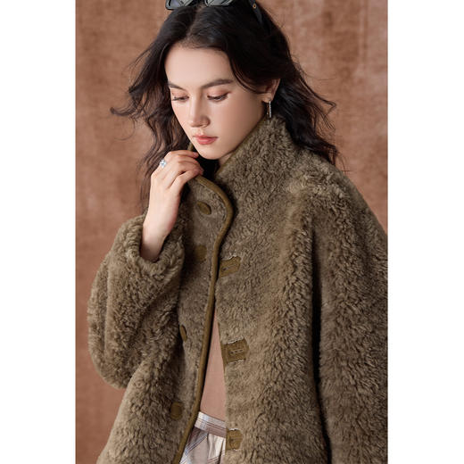 【预售15天左右发货】雾道 CANTO MOTTO复古立领麂皮绒女式外套WHX2413022【LA】 商品图4