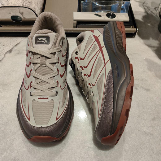 💥【英国史莱辛格男女运动鞋】清仓一双💰99❗百年品牌经典户外跑鞋，更稳更弹更舒适！🔥鞋跟约5cm厚！Slazenger品牌直发！ 商品图7