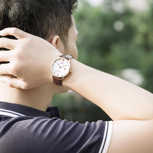 TWTC1612697 天王TIAN WANG 【手链套装】天王手表男士正品石英简约轻薄皮带可刻字沧海系列 商品图1