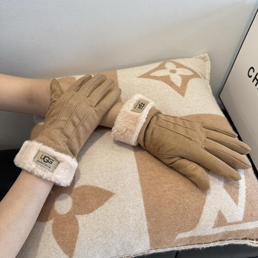 秋冬特惠💰220 UGG秋冬懒兔毛羊毛手套 商品图1
