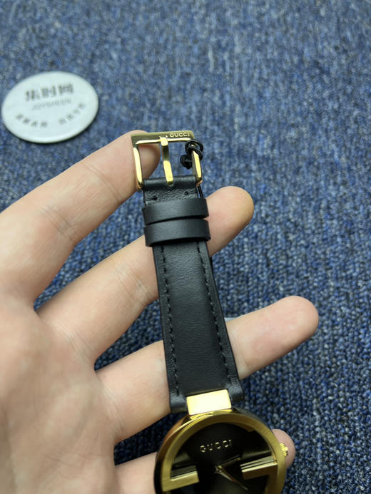 古驰双G 女士腕表 表径37mm 这款手表的特色就是表壳设计 商品图7