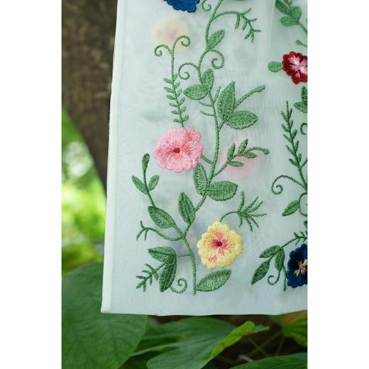 【积分兑礼】桑蚕丝刺绣袋子2953179 商品图3