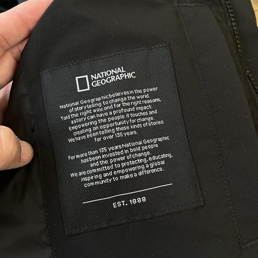 国家地理 正品男士鹅绒超保暖长款羽绒服！正品保真！越南产！吊牌齐全！超级蓬松保暖！行走的鹅绒被子！黑色M L XL XXL（偏大） 商品图6