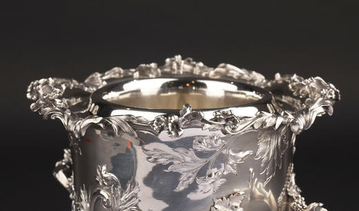 独角鹿西洋古董19世纪初英国顶级银坊Edward Barnard & Sons出品路易十五风格繁华卷叶主题纯银精雕冰酒桶一对 商品图9