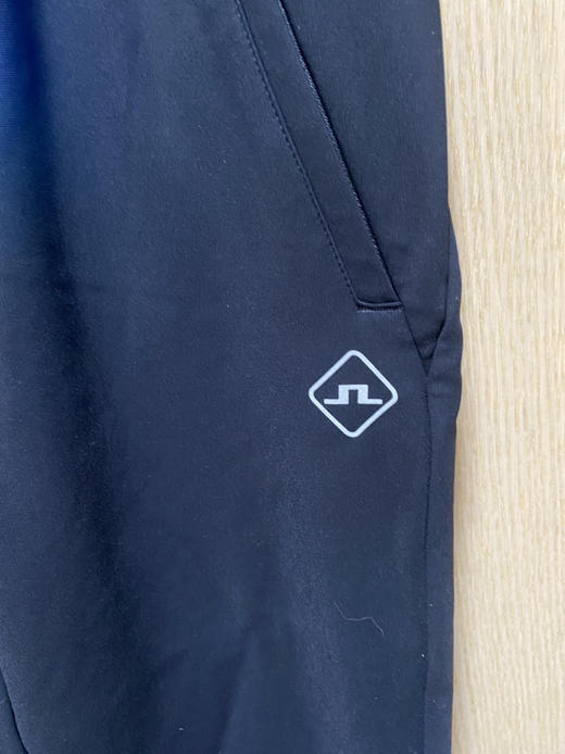 全新外贸林德伯格男士秋冬长裤薄绒S码只要168元 商品图3