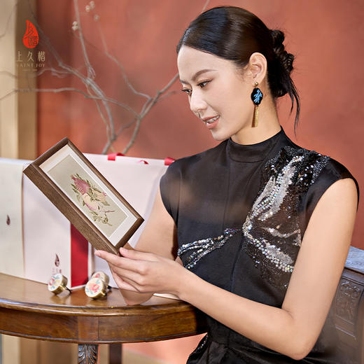 上久楷新中式国风文创礼盒送礼 摆件 宋锦车载香薰 福寿绵瓞 商品图9