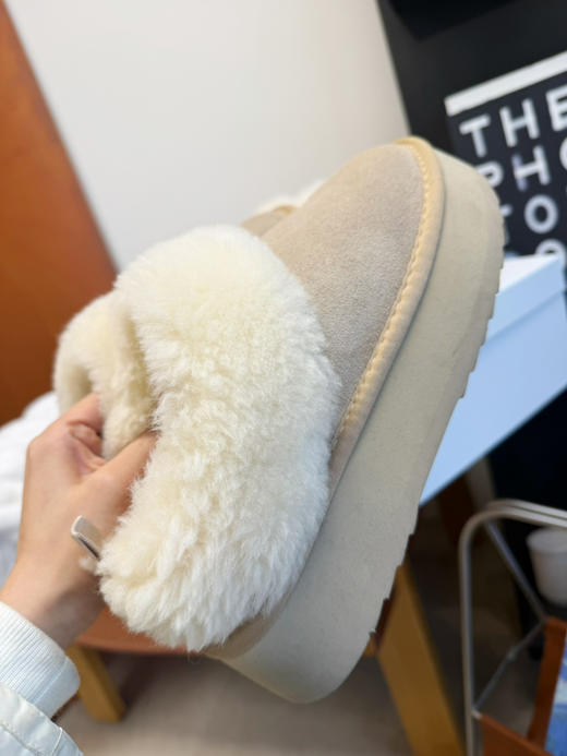 2512414    土豆🥔雪地靴半拖，羊毛一体 商品图2