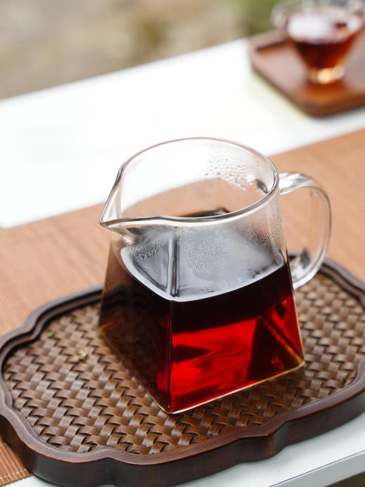 【老窖薄荷塘】2013年薄荷塘古树原料，让人欲罢不能，20年老窖池发酵357克/饼 商品图3