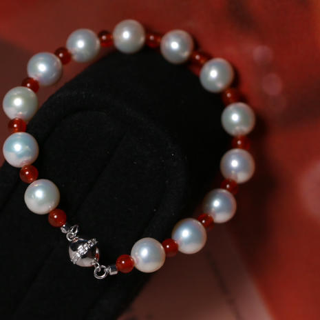 珍珠+玛瑙 精致冬日浪漫风 珠子te极光 微瑕 品质非常好 有点瑕疵在这个珠光下可以忽略 7-8mm 玛瑙4-5mm 商品图3