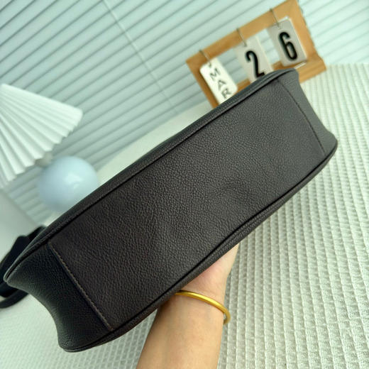 直发【纯元】 裘//真 松弛与优雅并存的月牙hobo包 商品图6