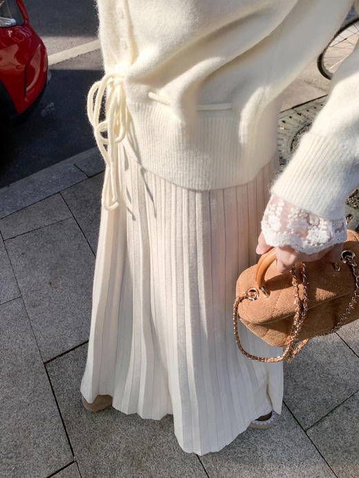 <曾小咸推荐>3.8现货秒杀 ！微信超特价！百褶长裙 日常169.99 立减100 秒杀69.99！！花边拼接针织衫 秒杀89.99！！ 商品图6