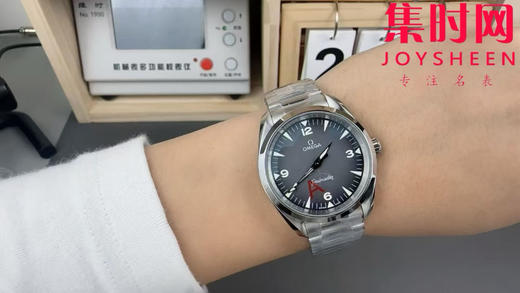 新品 VS欧米茄海马系列 新款铁霸回归-具历史意义的表款之一 渐变灰 男士腕表 表径38mm 商品图5