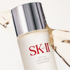 SK-II 晶透赋能礼盒8件套 神仙水230ml*1+新版大红瓶面霜80g*1+神仙水30ml*2+大红瓶面霜15ml*4 香港直邮C 商品缩略图4