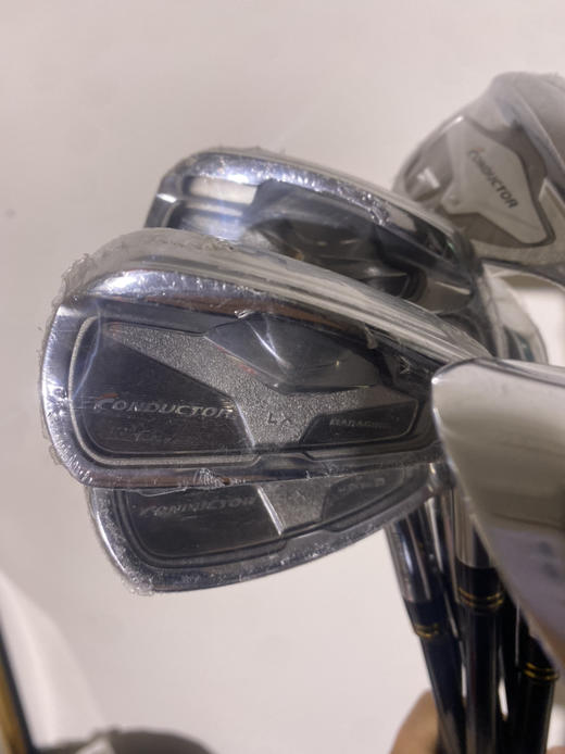 全新正品MARUME N男士铁杆组秒杀价1880元8只碳素SR原价12800元 商品图1