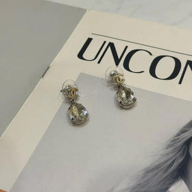 Chanel 水钻 水滴 耳环