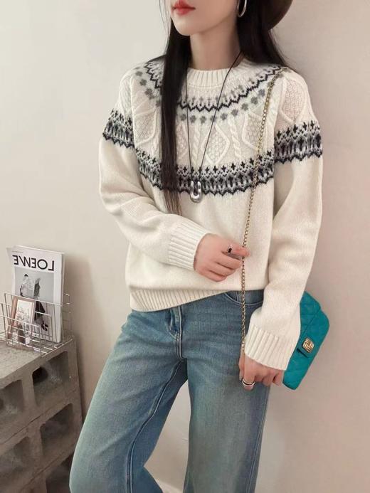 SZ6E01_凝脂色_针织衫_秋冬_圆领长袖宽松落肩袖_高级女装_BERNIEELEN 伯妮斯茵 商品图0