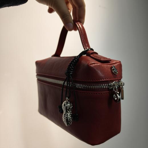 【秋冬精选】植鞣牛皮复古小方包女2025春夏新款小众设计饭盒包斜挎单肩小方包 商品图3