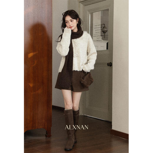 鹿向南「少女礼盒」秋冬新款高级燕麦色针织衫上衣慵懒羊毛毛衣女 商品图3