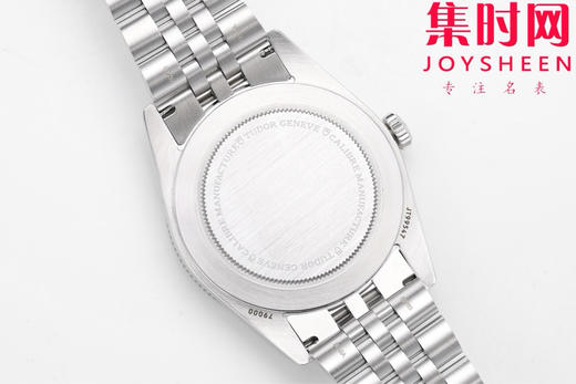 时光铸经典，腕间藏锋芒— ZF帝舵 帝陀碧湾54型系列M79000 男士腕表 表径37mm 小手腕福音 湖水蓝 蒂芙尼蓝盘 商品图7