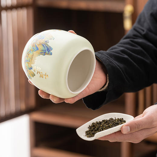 【取茶便捷❗️密封性好】千里江山陶瓷茶叶罐高级家用红茶绿茶密封罐大容量新中式茶叶罐。jb 商品图3