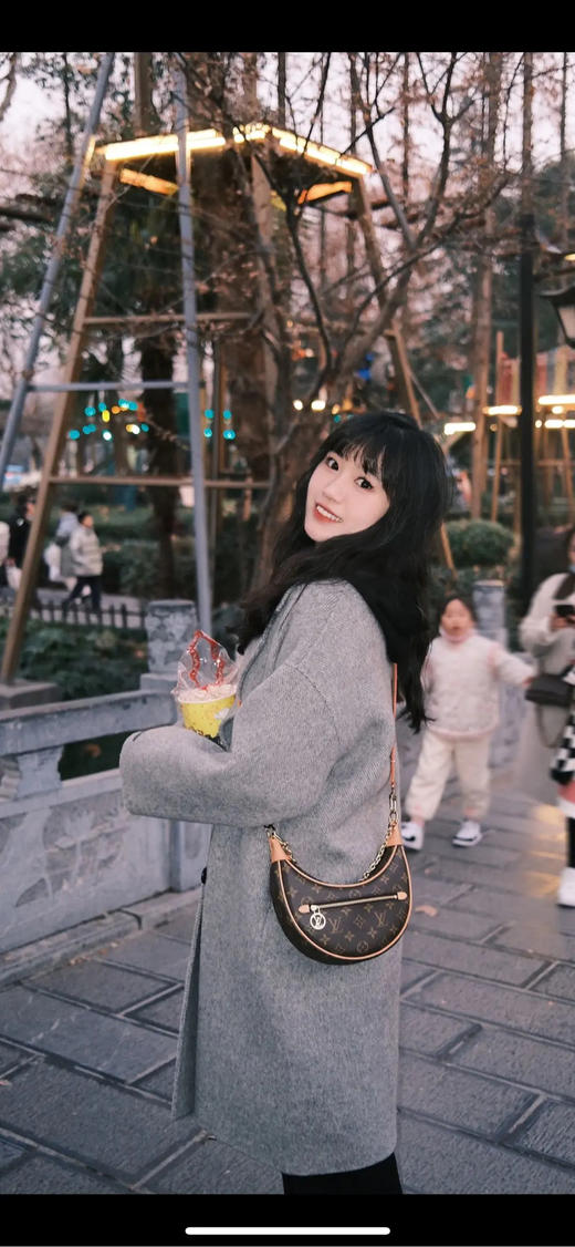 Lv loop 豌豆 老花 斜挎包 商品图3