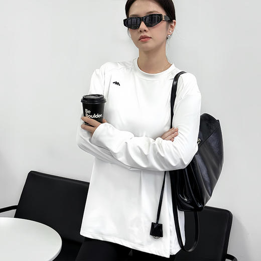 （春节预告：2.12-2.25停发）【买一送一！加购两件到手129.9！单拍不发！！】AMASSRUVE高端户外男女同款运动保暖加绒打底衫（3-5天发货） 商品图4