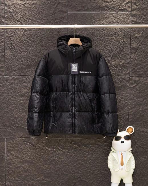 D122632满印拼接老花logo运动款加厚连帽羽绒服 商品图3