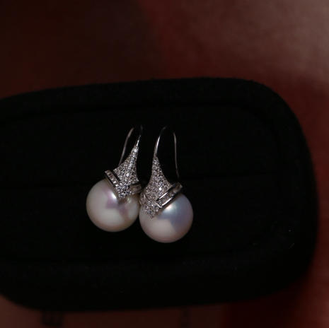 耳钩款淡水珍珠耳坠 11-12mm 正圆强光 面无暇 侧边微微瑕  纯银配件 商品图4