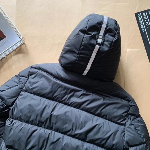 D122623防刮耐磨黑标情侣款连帽短款羽绒服 商品图6