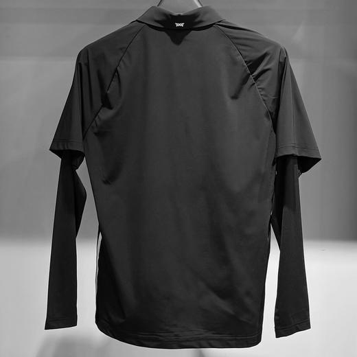 新款男士防晒长袖假两件上衣来啦！看起来简约的基础款，但设计上并不呆板，是你穿上就不想脱的运动上衣！很多精巧的小细节让它看起来更与众不同，日本进口曲线拼逢机特色绗缝、侧边搭配撞色条纹织带！ 商品图3