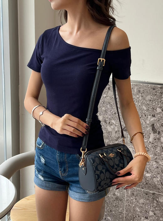 蔻驰 迷你波士顿 Rowan mini枕头包（SS） 商品图2