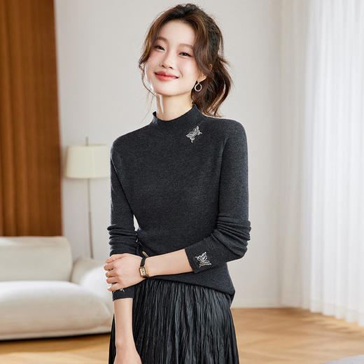 「自」全新升级【铂金会员183/天猫249/差价66】(10807)洛诗琳气质镶钻打底衫2025秋冬半高领弹力显瘦针织上衣女 商品图1