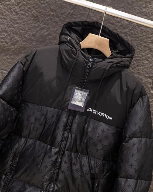 D122632满印拼接老花logo运动款加厚连帽羽绒服 商品图5