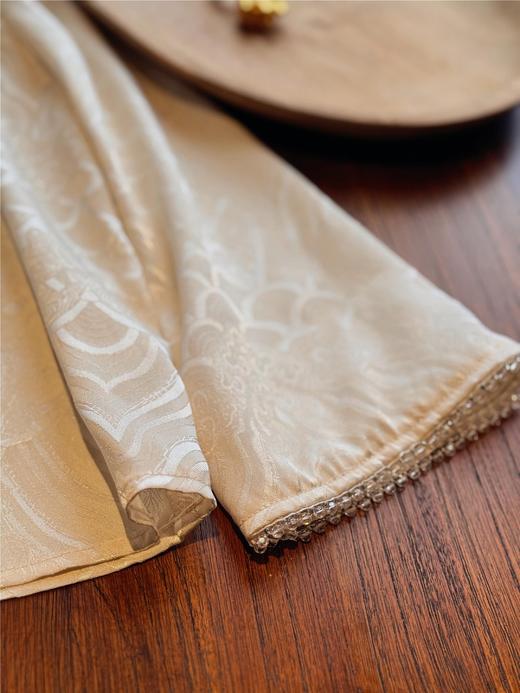 【非质量问题不退换】雅纹上衣 商品图2