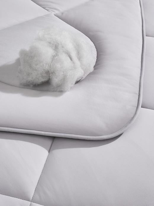 去年爆卖10W+的大豆被来了❗【水星臻选暖云灰屿石墨烯大豆被】安心+保暖+舒适+抑菌，❤️原生态的纯粹本质！☁️云朵般的包裹体验 ✨自带抑菌BUFF！ 商品图4